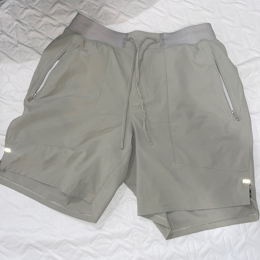 LTT License To Train 7” LL shorts